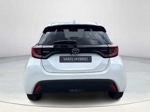 Toyota Yaris 1.5 Hybrid 115 First Edition **NIEUWE AUTO/ DIRECT LEVERBAAR** ActivLease financial lease