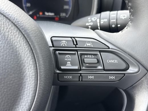 Toyota Yaris 1.5 Hybrid 130 Executive **NIEUWE AUTO/ PREMIUM PACK/ DIRECT LEVERBAAR** ActivLease financial lease