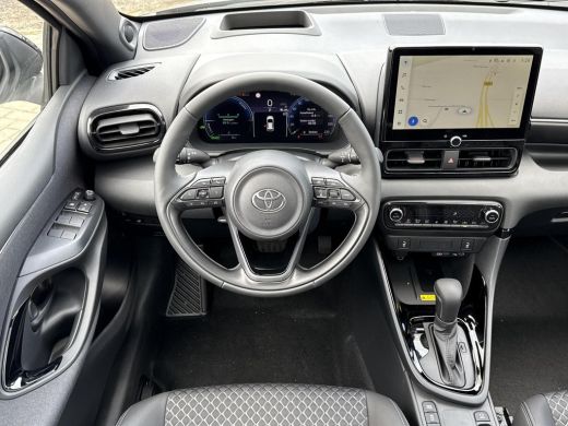 Toyota Yaris 1.5 Hybrid 130 Executive **NIEUWE AUTO/ PREMIUM PACK/ DIRECT LEVERBAAR** ActivLease financial lease