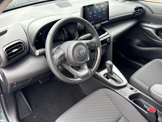 Toyota Yaris Cross 1.5 Hybrid 115 Active **NIEUWE AUTO/ FOREST GREEN/ DIRECT LEVERBAAR** ActivLease financial lease