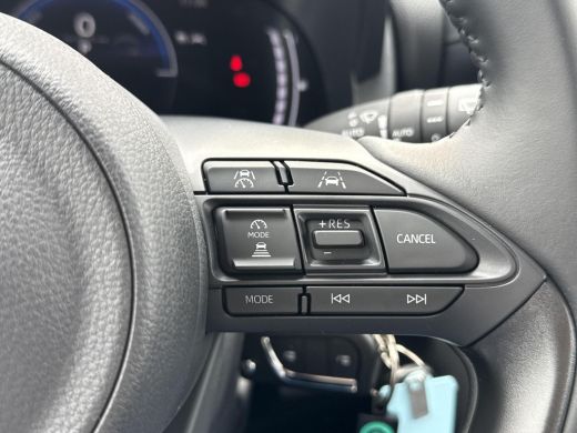 Toyota Yaris Cross 1.5 Hybrid 115 Active **NIEUWE AUTO/ FOREST GREEN/ DIRECT LEVERBAAR** ActivLease financial lease