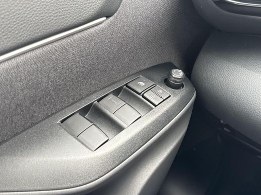 Toyota Yaris Cross 1.5 Hybrid 115 Active **NIEUWE AUTO/ FOREST GREEN/ DIRECT LEVERBAAR** ActivLease financial lease