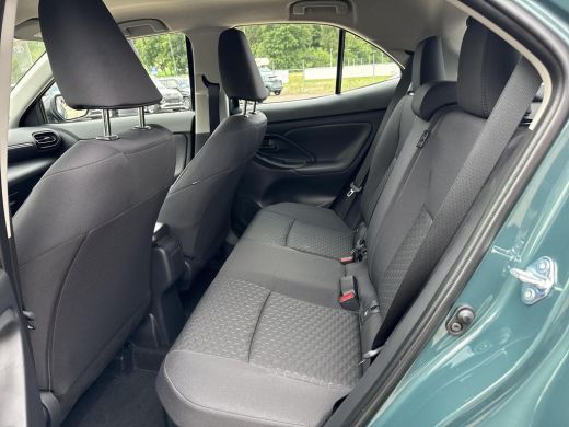 Toyota Yaris Cross 1.5 Hybrid 115 Active **NIEUWE AUTO/ FOREST GREEN/ DIRECT LEVERBAAR** ActivLease financial lease