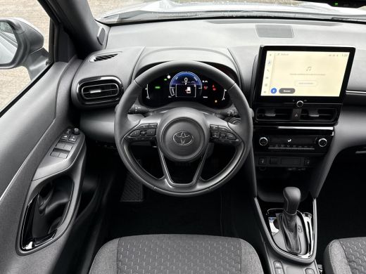 Toyota Yaris Cross 1.5 Hybrid 115 Dynamic **COMFORT PACK/ NIEUWE AUTO/ DIRECT LEVERBAAR** ActivLease financial lease