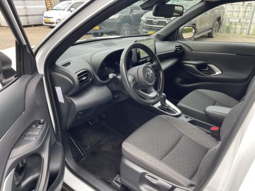 Toyota Yaris Cross 1.5 Hybrid Dynamic ActivLease financial lease