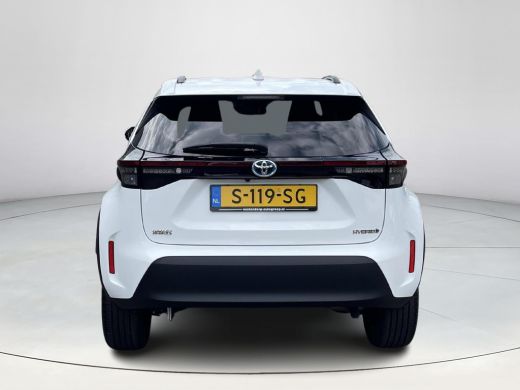 Toyota Yaris Cross 1.5 Hybrid Dynamic ActivLease financial lease