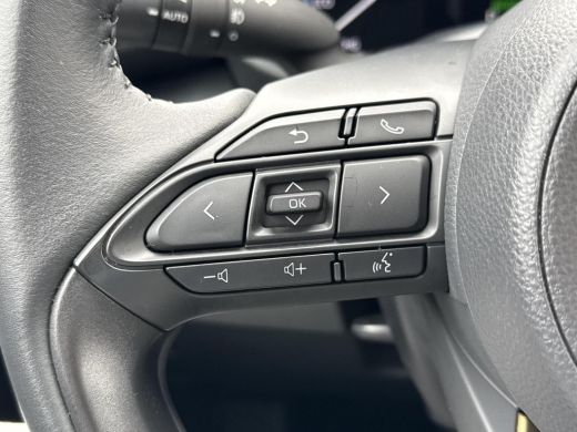 Toyota Yaris Cross 1.5 Hybrid Explore **STOELVERWARMING/ ADAPTIEF CRUISE CONTROL/ KEYLESS/ 36 MAANDEN GARANTIE** ActivLease financial lease