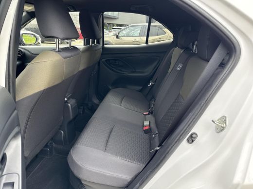 Toyota Yaris Cross 1.5 Hybrid Explore **STOELVERWARMING/ ADAPTIEF CRUISE CONTROL/ KEYLESS/ 36 MAANDEN GARANTIE** ActivLease financial lease