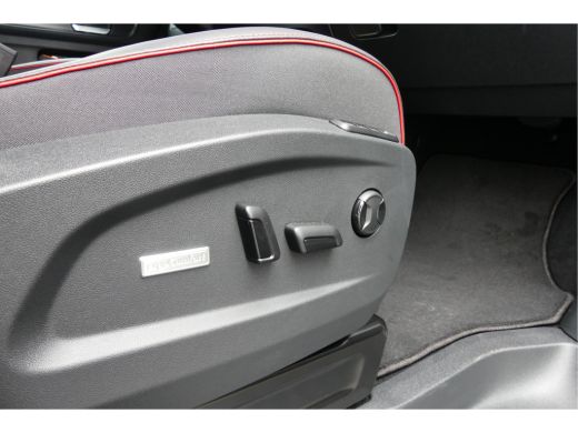 Volkswagen ID. Buzz | GTX | 7 persoons | 4MOTION | Camera | ACC | LED Matrix | LMV 20" | Carplay | ActivLease financial lease