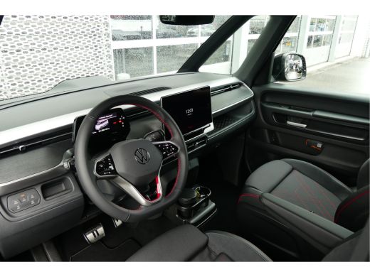 Volkswagen ID. Buzz | GTX | 7 persoons | 4MOTION | Camera | ACC | LED Matrix | LMV 20" | Carplay | ActivLease financial lease