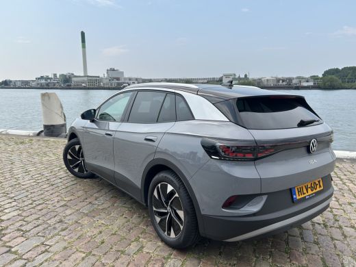 Volkswagen ID.4 Pro Business 77 kWh | Panoramadak | Interieur Top-Sport Pakket Plus | Multimedia Pakket Plus ActivLease financial lease