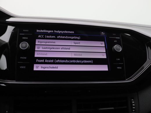 Volkswagen T-Cross 1.0 TSI Life 95PK Alarm, Keyless, Adaptieve Cruise Controle, Navi, Airco, Side Assist, Parkeersen... ActivLease financial lease
