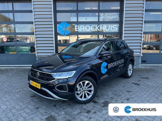 Volkswagen T-Roc 1.5 TSI 150 pk Life Edition 7-DSG | Trekhaak | Navigatie | Automatische Airco | Volkswagen T-Roc 1.5 TSI 150 pk Life Edition 7-DSG | Trekhaak | Navigatie | Automatische Airco |