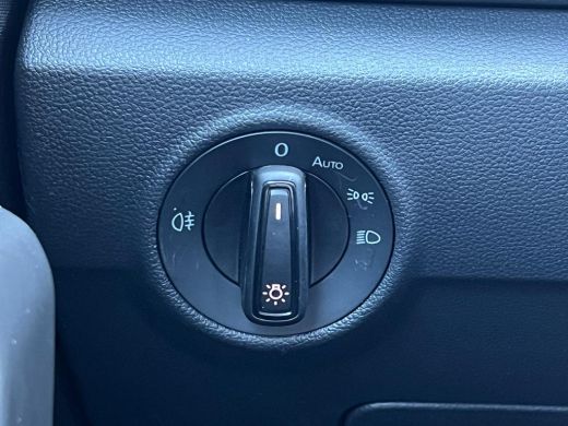 Volkswagen T-Roc 1.5 TSI 150 pk Life Edition 7-DSG | Trekhaak | Navigatie | Automatische Airco | ActivLease financial lease