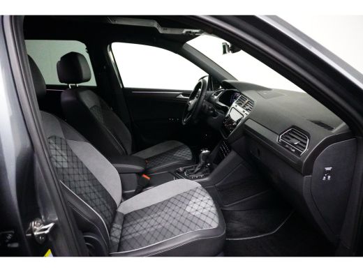 Volkswagen Tiguan Allspace 2.0 TSI 190 pk 4-Motion R-line 7-prs 7-DSG | Trekhaak | Elektrische A-klep | ActivLease financial lease