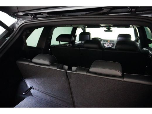 Volkswagen Tiguan Allspace 2.0 TSI 190 pk 4-Motion R-line 7-prs 7-DSG | Trekhaak | Elektrische A-klep | ActivLease financial lease