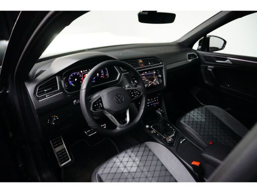 Volkswagen Tiguan Allspace 2.0 TSI 190 pk 4-Motion R-line 7-prs 7-DSG | Trekhaak | Elektrische A-klep | ActivLease financial lease