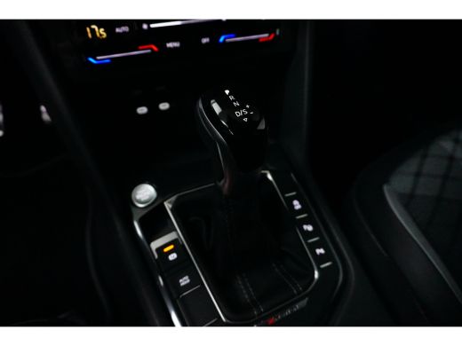 Volkswagen Tiguan Allspace 2.0 TSI 190 pk 4-Motion R-line 7-prs 7-DSG | Trekhaak | Elektrische A-klep | ActivLease financial lease