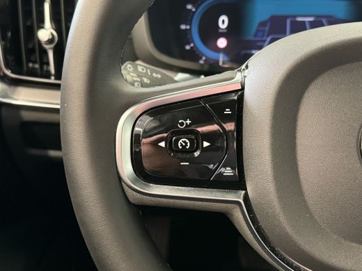 Volvo  S60 Recharge T6 AWD Ultimate Dark | Bowers & Wilkins | 360o Camera | Trekhaak | 20"Lichtmetaal | Full... ActivLease financial lease