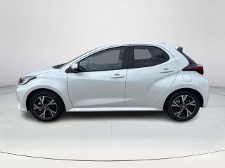 Toyota Yaris 1.5 Hybrid 115 First Edition **NIEUWE AUTO/ DIRECT LEVERBAAR**