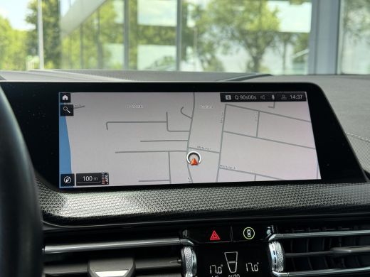 BMW 1 Serie 118i Business Ed. | Navi | Live-Cockpit | Carplay | ActivLease financial lease