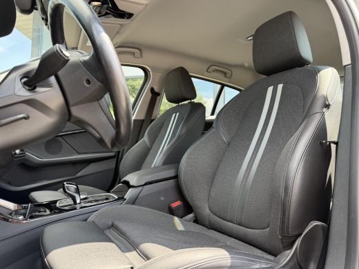 BMW 1 Serie 118i Business Ed. | Navi | Live-Cockpit | Carplay | ActivLease financial lease