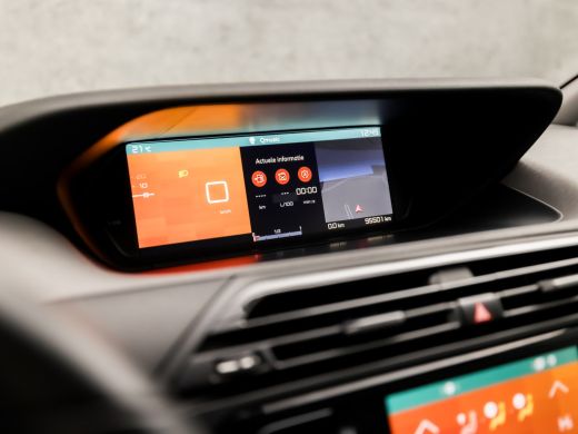 Citroën Grand C4 Spacetourer 1.2 PureTech Sport 7 Persoons (APPLE CARPLAY, GROOT NAVI, GETINT GLAS, SPORTSTOELEN, PARKEERSENSO... ActivLease financial lease