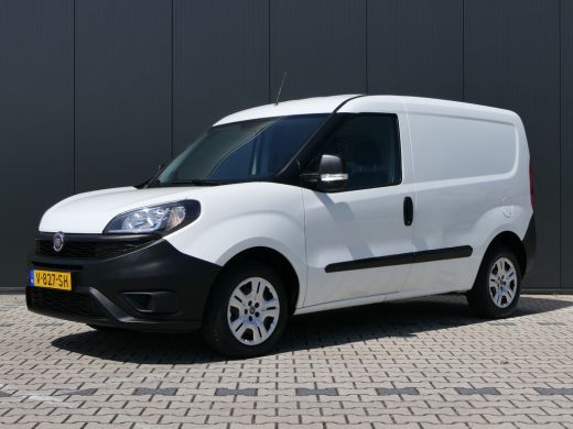 Fiat Doblò 1.6 MJ L1H1 ECO JET | Navigatie | 3-Zits Bijrijdersbank | Cruise Control | Betonplex | DAB+ | Air... Fiat Doblò 1.6 MJ L1H1 ECO JET | Navigatie | 3-Zits Bijrijdersbank | Cruise Control | Betonplex | DAB+ | Air...