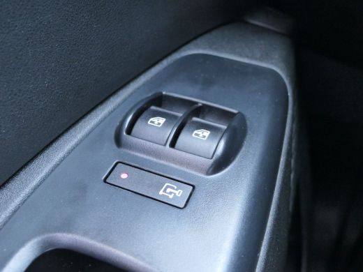 Fiat Doblò 1.6 MJ L1H1 ECO JET | Navigatie | 3-Zits Bijrijdersbank | Cruise Control | Betonplex | DAB+ | Air... ActivLease financial lease