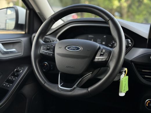 Ford Focus 1.0 EcoBoost Connected | Navi | LED | ECC | ActivLease financial lease