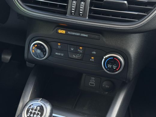 Ford Focus 1.0 EcoBoost Connected | Navi | LED | ECC | ActivLease financial lease