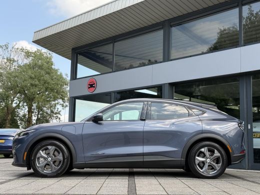 Ford Mustang Mach-E Mach-E Extended 98kWh | Leder | Bang & Olufssen | 360 Camera | Panorama | ActivLease financial lease