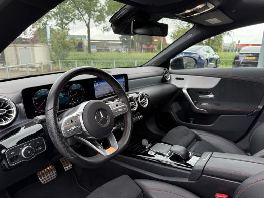 Mercedes-Benz CLA Shooting Brake 200 Aut. Sol AMG Sport | Panorama | Sfeer Verl. | Navi | Camera | ActivLease financial lease