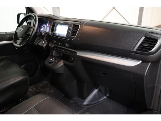 Opel Vivaro 2.0 CDTI 180PK L3H1 DC DUBBEL CABINE ActivLease financial lease