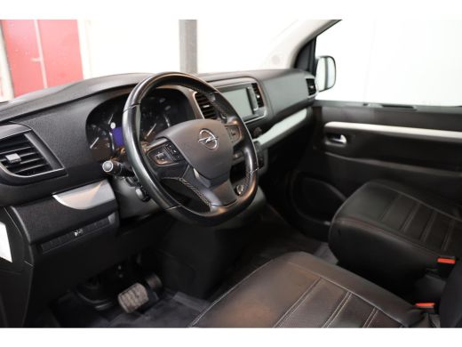 Opel Vivaro 2.0 CDTI 180PK L3H1 DC DUBBEL CABINE ActivLease financial lease