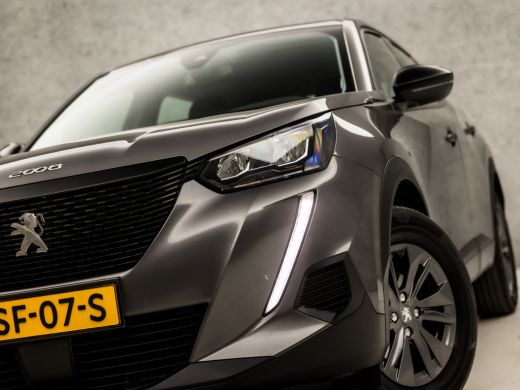 Peugeot 2008 1.2 PureTech Sport Automaat (APPLE CARPLAY, GROOT NAVI, LM VELGEN, SPORTSTOELEN, LED KOPLAMPEN, P... ActivLease financial lease