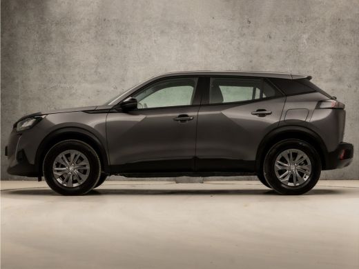 Peugeot 2008 1.2 PureTech Sport Automaat (APPLE CARPLAY, GROOT NAVI, LM VELGEN, SPORTSTOELEN, LED KOPLAMPEN, P... ActivLease financial lease