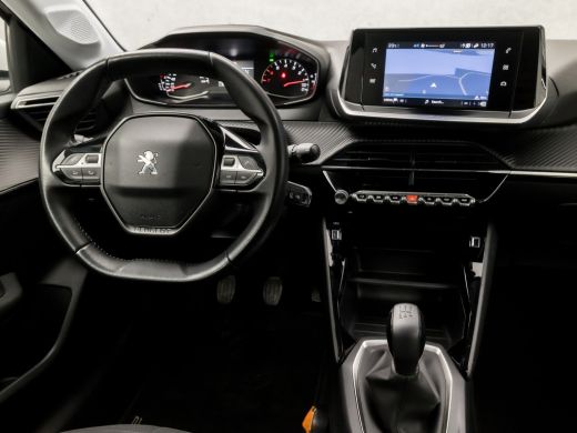 Peugeot 208 1.2 PureTech Sport (APPLE CARPLAY, GROOT NAVI, 360 CAMERA, LM VELGEN, SPORTSTOELEN, LANE ASSIST, ... ActivLease financial lease
