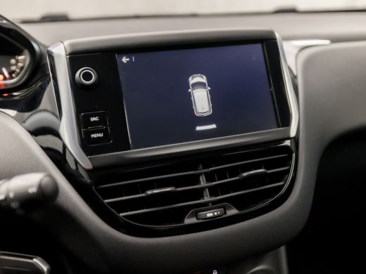Peugeot 208 1.2 PureTech Sport (APPLE CARPLAY, NAVIGATIE, PARKEERSENSOREN, SPORTSTOELEN, CRUISE, NIEUWE APK, ... ActivLease financial lease