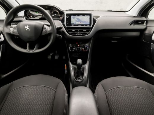 Peugeot 208 1.2 PureTech Sport (APPLE CARPLAY, NAVIGATIE, PARKEERSENSOREN, SPORTSTOELEN, CRUISE, NIEUWE APK, ... ActivLease financial lease