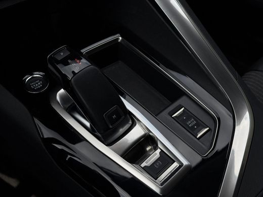 Peugeot 3008 1.2 PureTech Aut. | Allure | Navi | Camera | Nieuw Model ActivLease financial lease