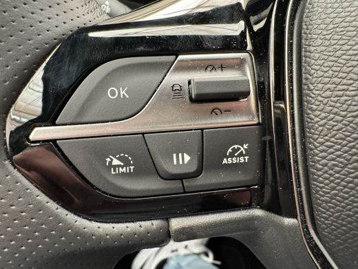 Peugeot e-308 GT EV 54 kWh | Adaptive Cruise | AGR Stoel | Camera V+A | Led | Navi | Clima | | 11 kW lader | Ac... ActivLease financial lease