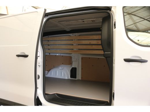 Peugeot Expert 2.0 BlueHDi 145 S&S L3 Automaat |City Nav Pakket | Afneembare trekhaak | Comfortwand |  All seaso... ActivLease financial lease