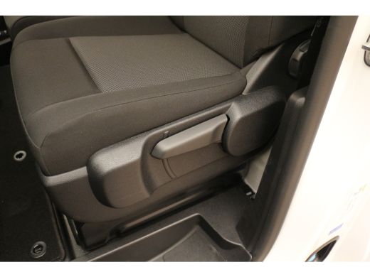 Peugeot Expert 2.0 BlueHDi 145 S&S L3 Automaat |City Nav Pakket | Afneembare trekhaak | Comfortwand |  All seaso... ActivLease financial lease