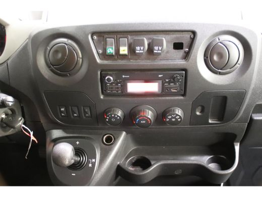 Renault Master 2.3 dCi AUTOMAAT LOWLINER VERKOOPWAGEN Lange Versie ActivLease financial lease