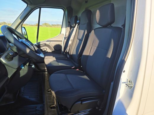 Renault Master T35 2.3 dCi L2 H2 - 150 Pk - Euro 6 - Navi - ParkeerCamera ActivLease financial lease
