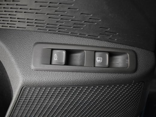 Skoda Octavia Combi 1.4 TSI iV PHEV Business Edition Plus 204pk | Head up display | Park assist | Keyless | Ada... ActivLease financial lease