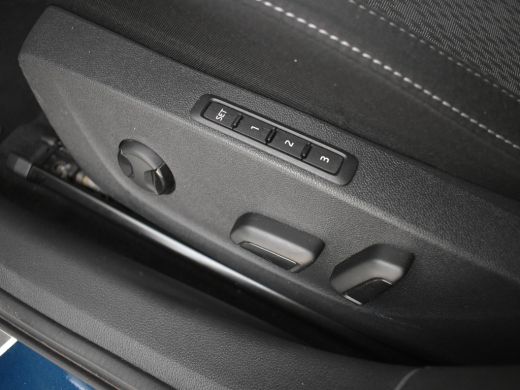 Skoda Octavia Combi 1.4 TSI iV PHEV Business Edition Plus 204pk | Head up display | Park assist | Keyless | Ada... ActivLease financial lease