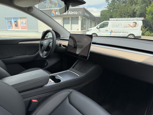 Tesla Model Y Long Range Dual AWD | Autopilot | Panorama | Leder | Trekhaak | ActivLease financial lease