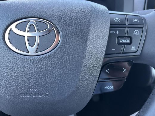 Toyota C-HR 1.8 Hybrid 140 First Edition | Carplay | Camera's rondom | Elektrische achterklep | Keyless entry | ActivLease financial lease